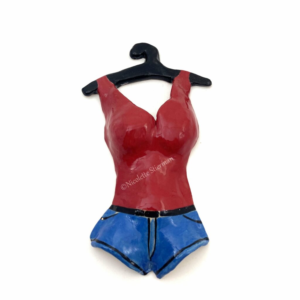 Wandkleding pakje rood