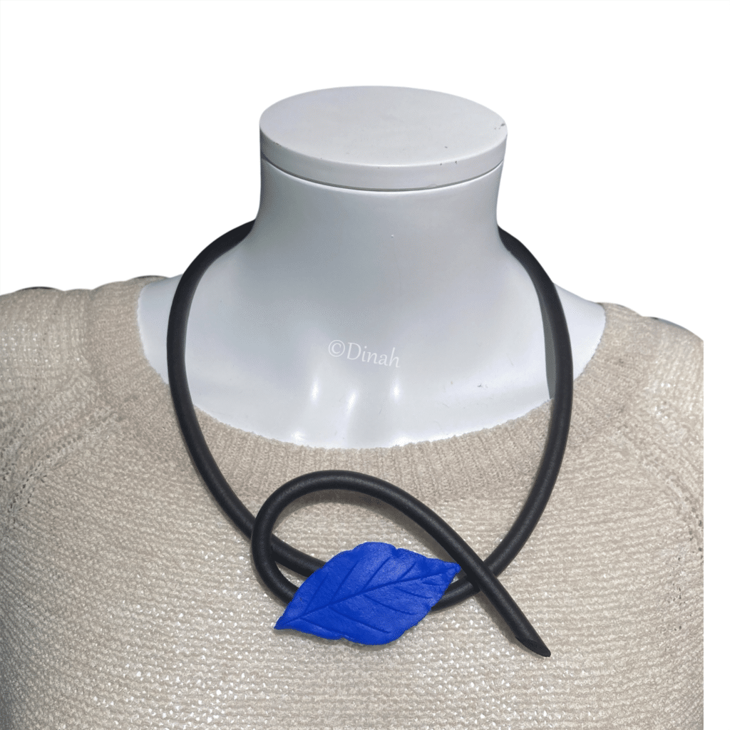 Ketting Blauw Blad