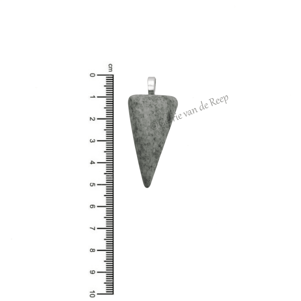 Hanger van Zoisiet
