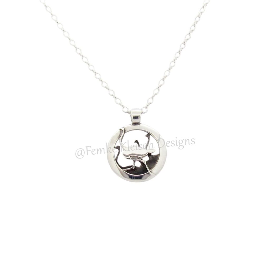 Femke Kleisen Designs Ward's art Goudsmid Zilver Goud Hanger Struisvogel