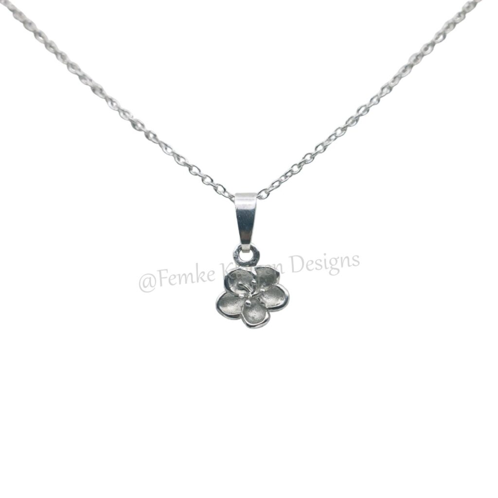 Femke Kleisen Designs Ward's art Goudsmid Zilver Goud Hanger Amandelbloesem
