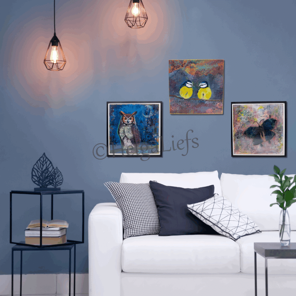 HelgaLiefs Ward's art Schilderij Uil bruin blauw mixed media Pimpelmees vlinder geel roze Helga Lam